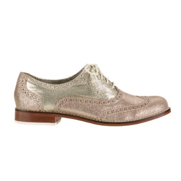 Cole Haan Shoes - Cole Haan Skylar Gold Metallic Oxford size 7.5